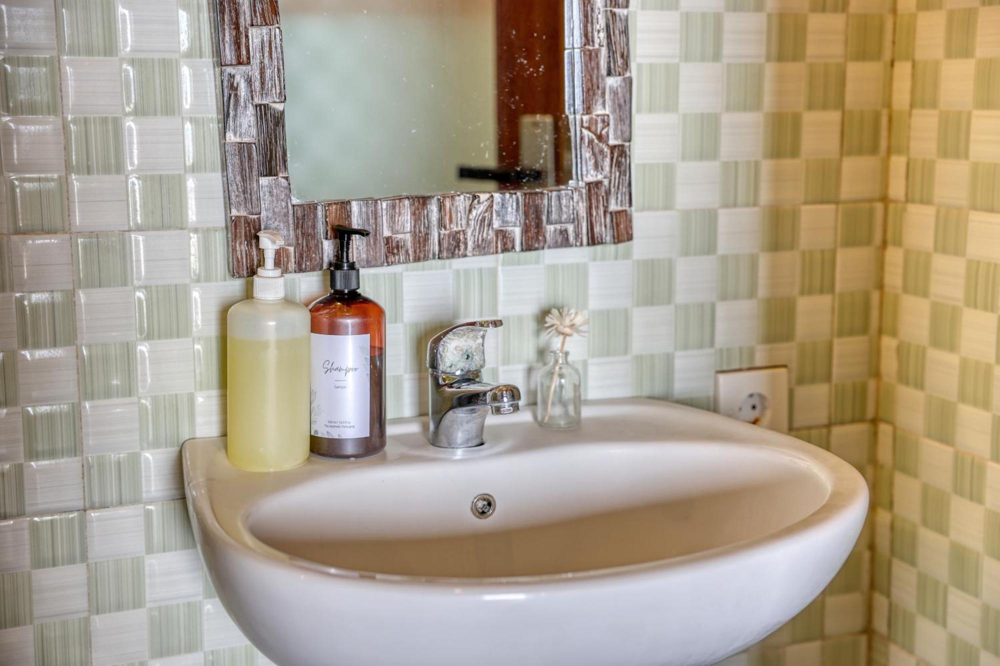 Penida La Casa Cottage Batununggul Cameră foto